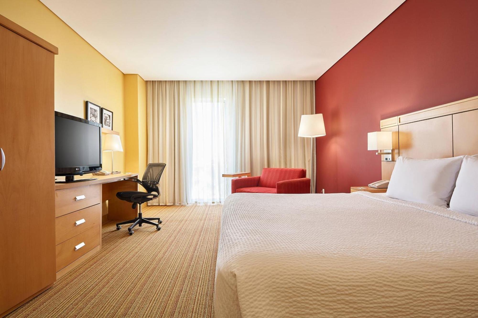 Courtyard By Marriott Leon At The Poliforum Exteriér fotografie